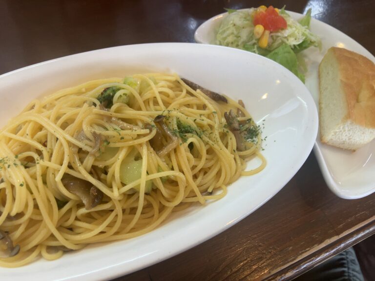 ゲストハウス近くのイタリアン: タンブリーノ