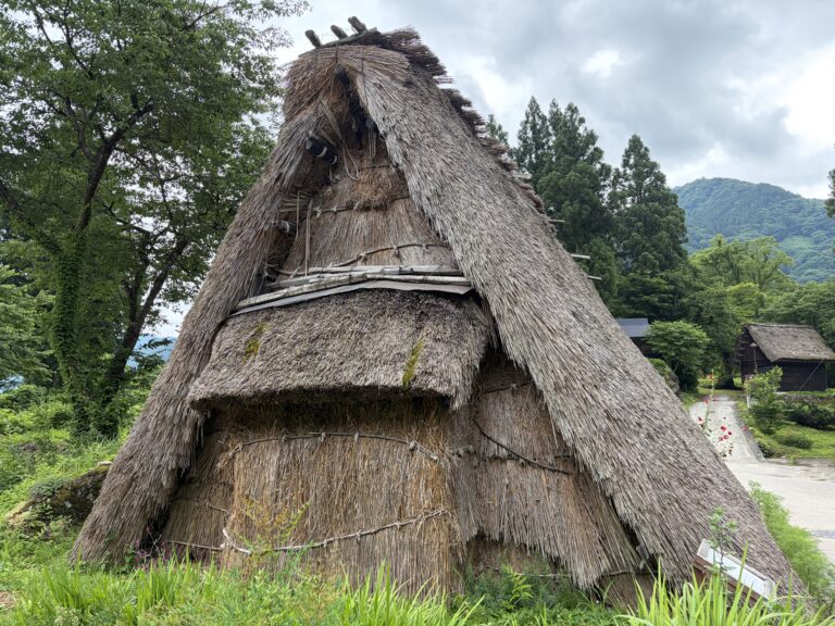 Ainokura Gasshō-zukuri Village
